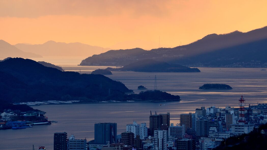 绝美海湾岛屿建筑夜景，超清4K壁纸，3840x2160高清大图下载