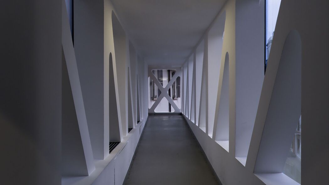 通道隧道室内建筑，精选4K高清壁纸，3840x2160超清分辨率，一键下载