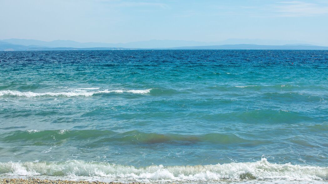 绝美海景壁纸，海浪泡沫，海岸地平线，超清4K分辨率（3840x2160）免费下载