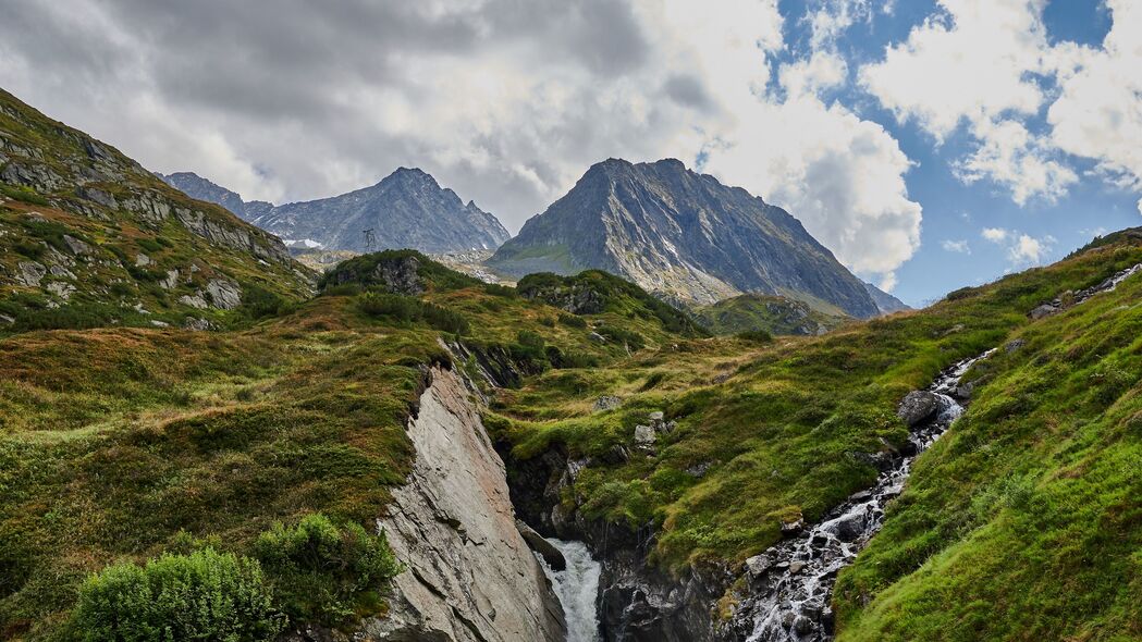 山脉溪流草石浮雕美景，4K超清壁纸3840x2160高清下载