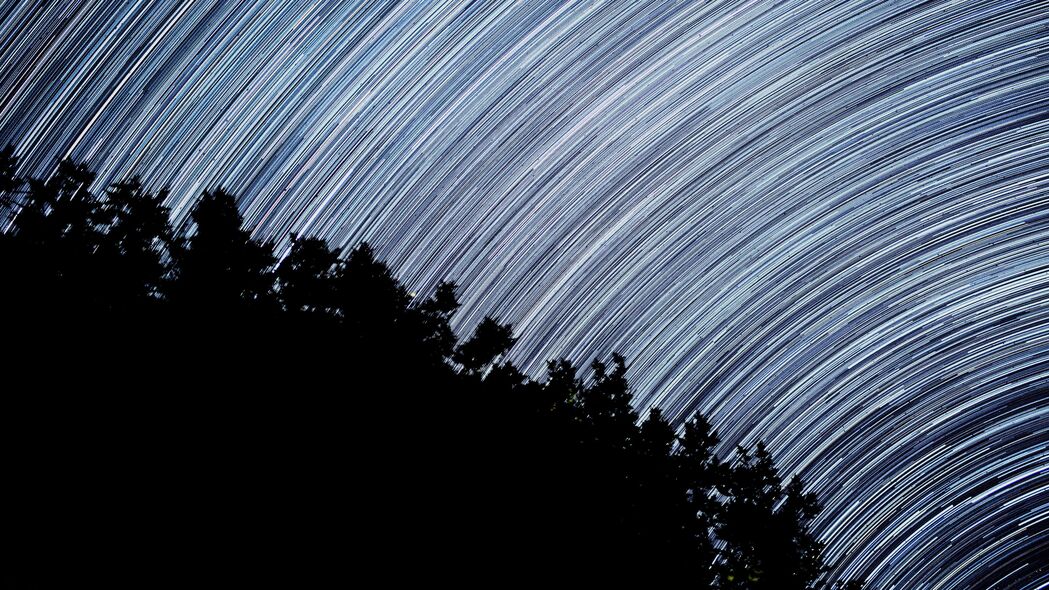 夜空繁星舞动，深邃长曝光4K壁纸，超清3840x2160背景图片免费下载