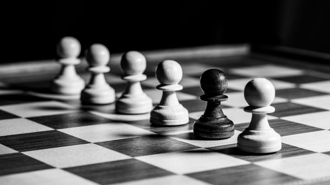 国际象棋手机游戏精选，黑白格调4K超清壁纸，3840x2160高清下载