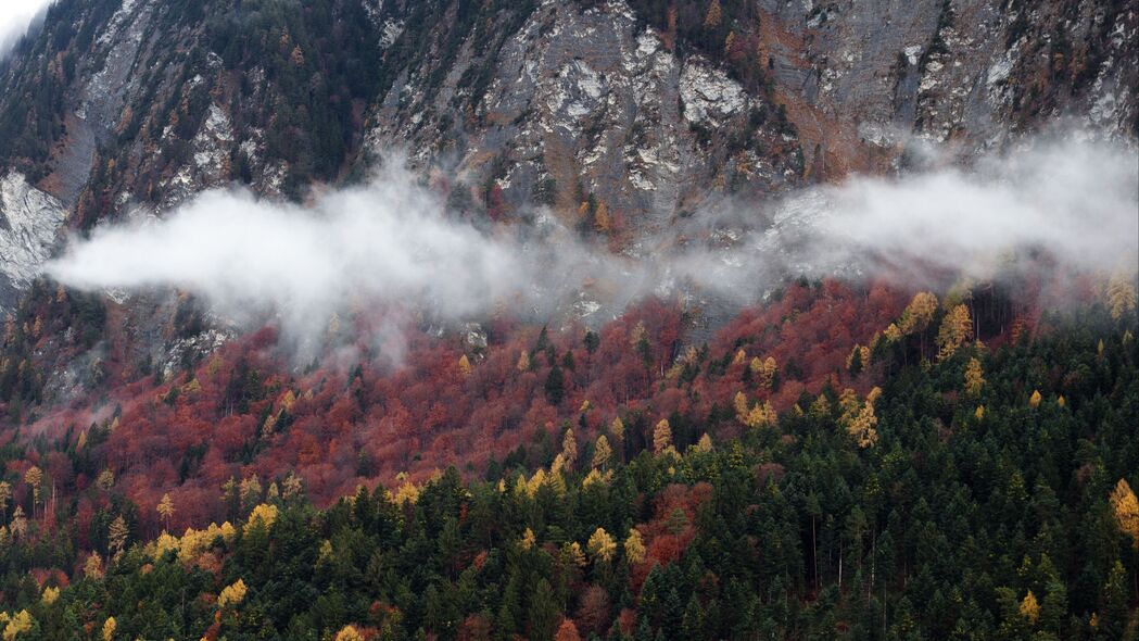 树影云绕山峦间，绝美4K自然风景壁纸（3840x2160高清下载）