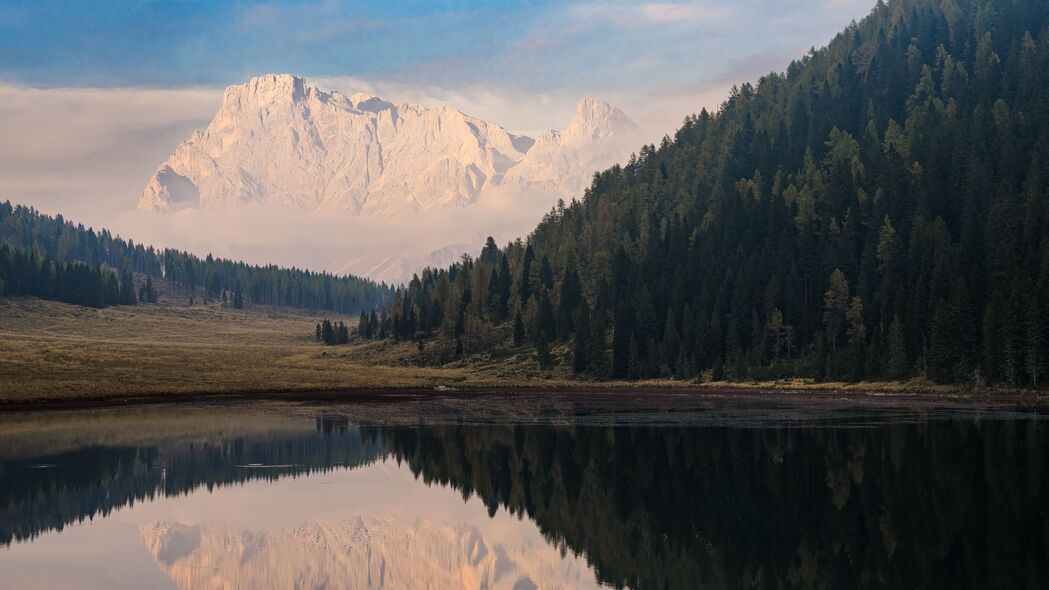 自然之美，山脉湖泊森林4K高清壁纸，3840x2160超清反射风景图片下载