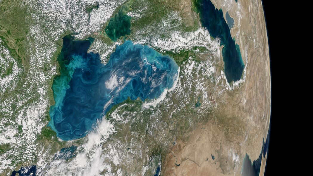 地球全貌，大气海洋尽收眼底，4K高清卫星鸟瞰壁纸，3840x2160免费下载