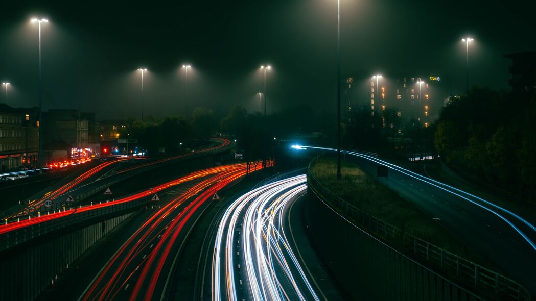 高清夜间道路灯笼冰柜灯4K壁纸，3840x2160超清背景图片下载