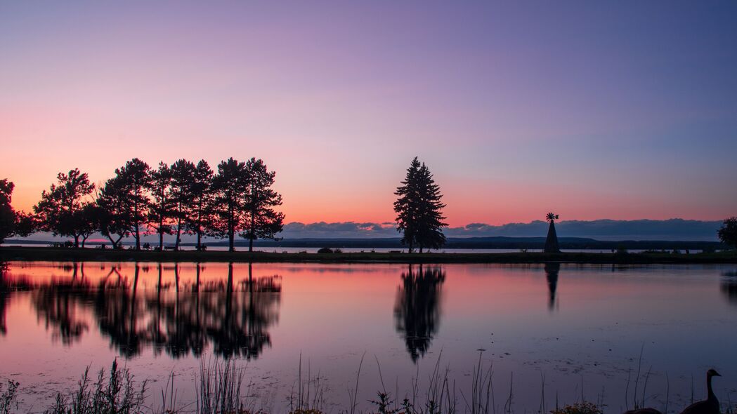 树木河流倒影黄昏美景，超清4K壁纸，3840x2160高清下载