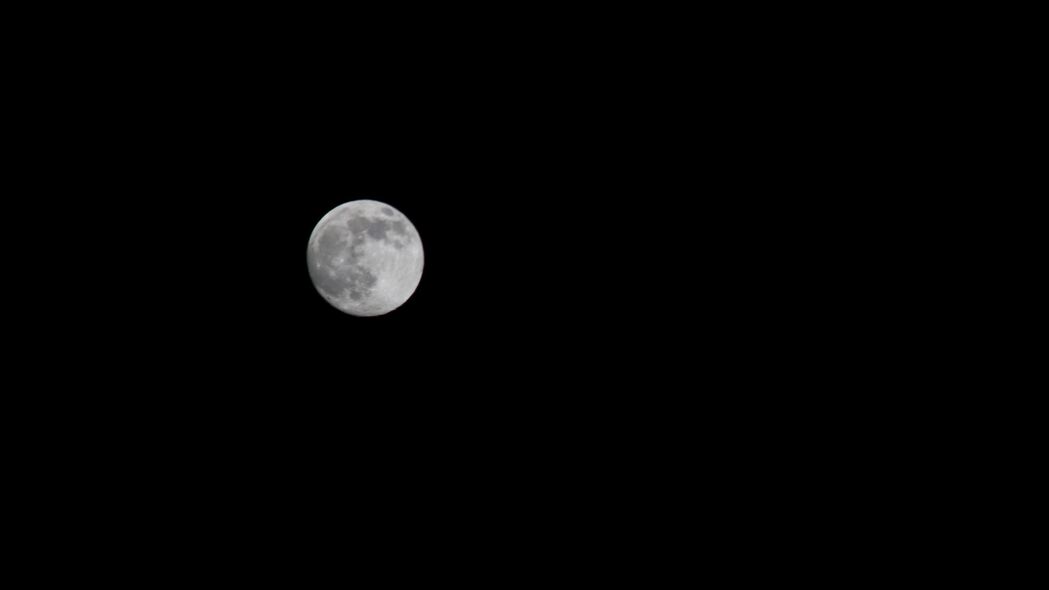 极简风月夜黑暗主题，4K高清壁纸，3840x2160分辨率免费下载