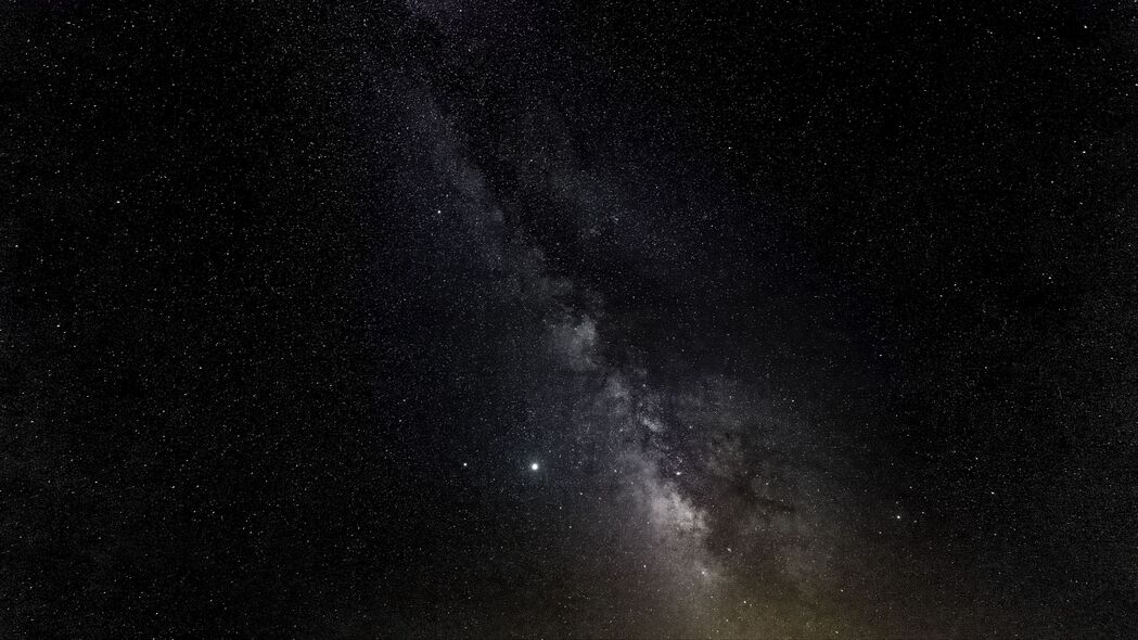 银河系星辰璀璨，4K高清太空壁纸，3840x2160分辨率免费下载
