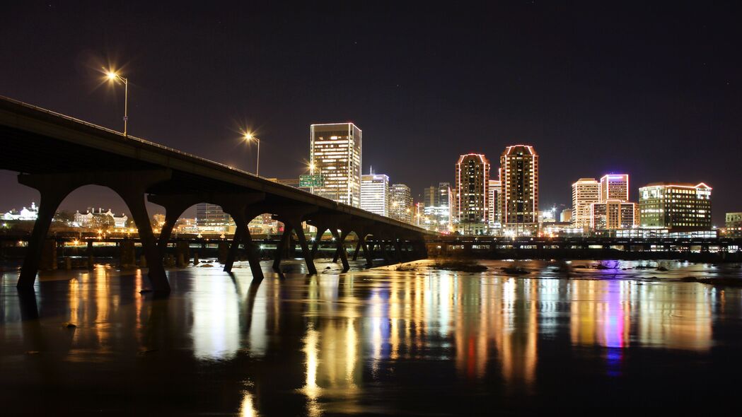 城市夜景桥梁霓虹灯光4K壁纸，高清3840x2160风景图片下载
