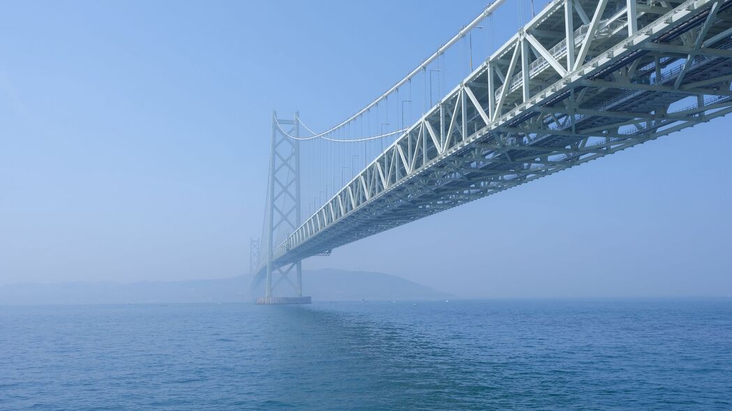 大桥雾海美景，4K超高清壁纸，3840x2160分辨率，免费下载