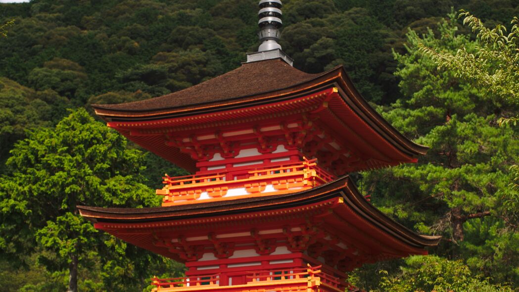 4K高清壁纸，宝塔、建筑与树木美景，3840x2160超清分辨率，免费下载