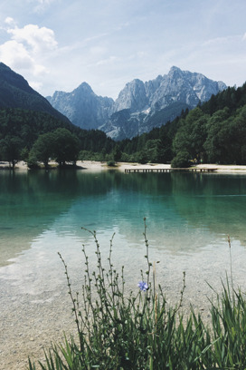 手绘青山绿水美景，户外高清PNG透明背景，创意图片设计素材下载