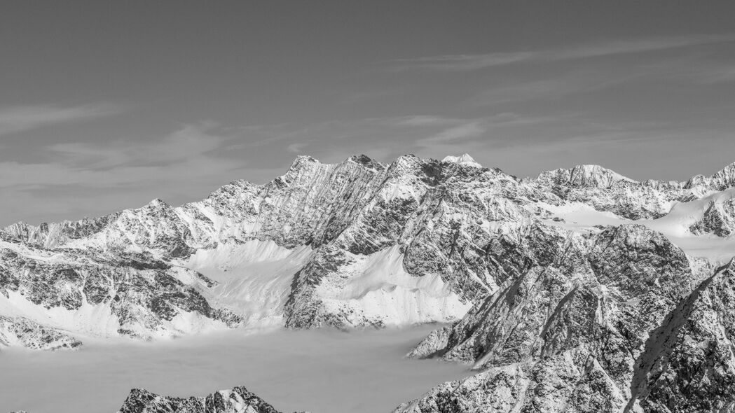 山脉浮雕雪景黑白风 4K超高清壁纸 3840x2160精美背景图片下载
