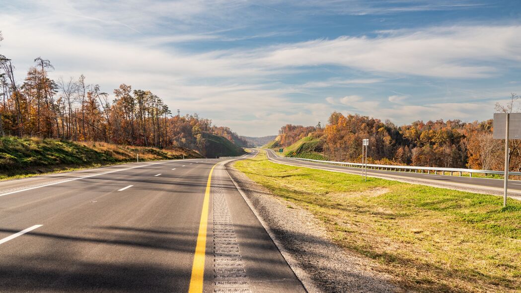 自然风光壁纸精选，道路树木地平线美景，高清4K分辨率（3840x2160）下载