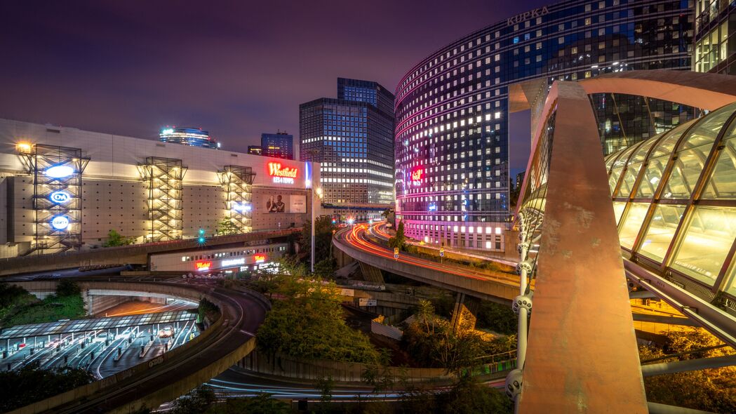 城市建筑美景，浅色4K超高清壁纸，3840x2160分辨率，免费下载