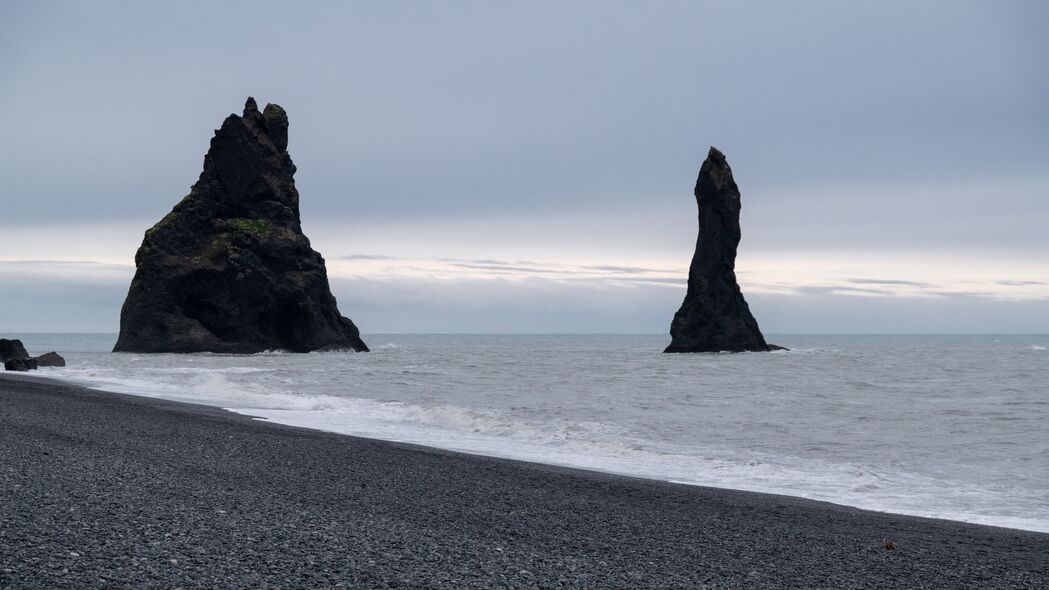 海岸岩石风光，海洋自然美景，4K高清壁纸3840x2160免费下载
