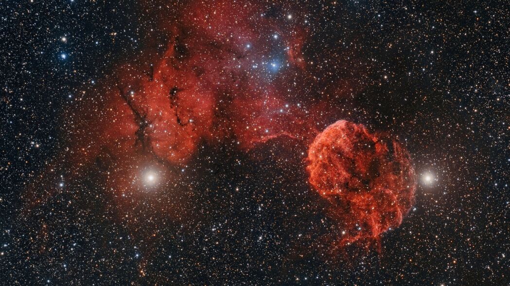 宇宙星云恒星红色高清4K壁纸，3840x2160超清背景图片免费下载