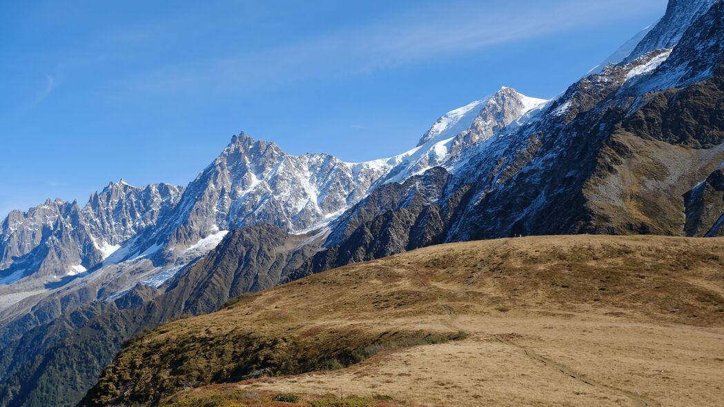 绝美山峰雪景，4K超清山脉风景壁纸，3840x2160高清下载