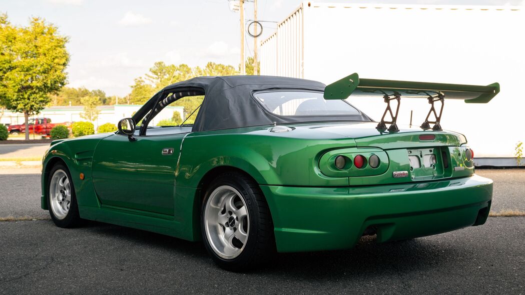 Mazda MX-5 绿色调谐，超高清4K汽车壁纸（3840x2160）免费下载