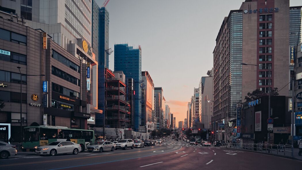 城市日落美景，4K高清壁纸，建筑物、道路、街道尽收眼底，3840x2160分辨率下载