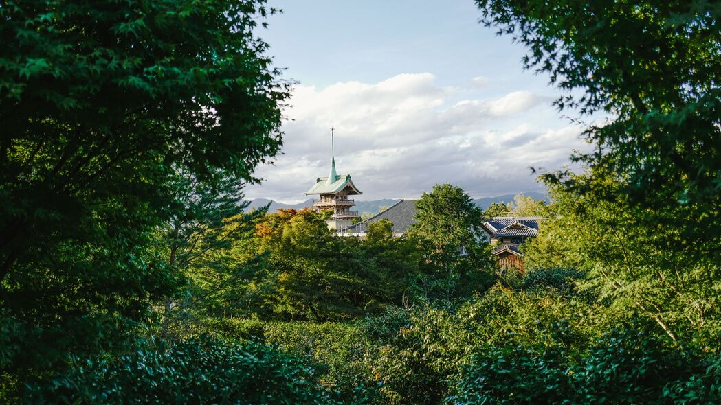 宝塔古寺，自然美景融合4K壁纸，3840x2160高清下载，树木建筑尽收眼底