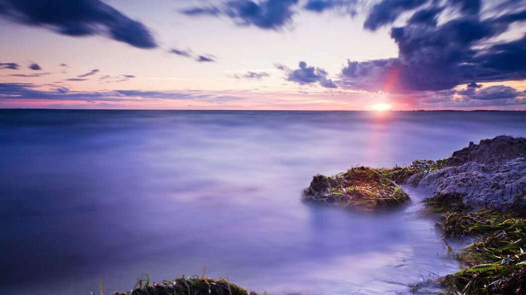 海岸黄昏，水雾缭绕，绝美风景4K壁纸，高清3840x2160免费下载