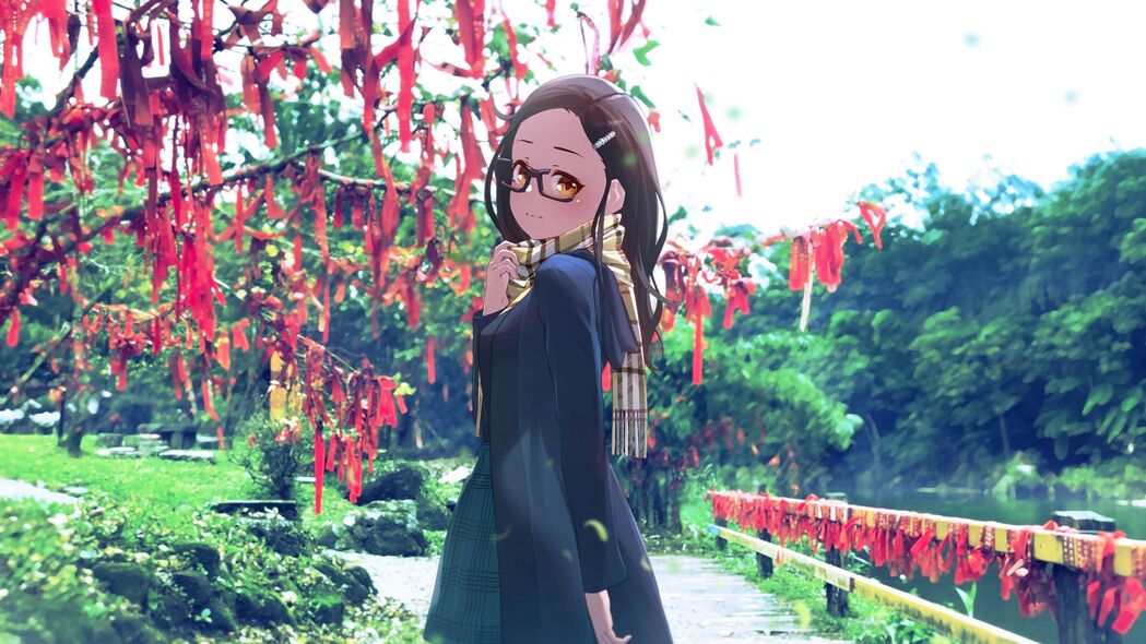 女孩漫步公园，动漫风眼镜外套造型，4K高清壁纸下载（3840x2160）