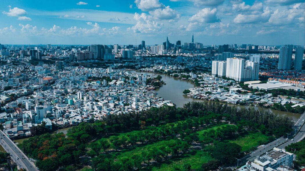 城市鸟瞰，绝美河流景观，4K超清壁纸3840x2160免费下载