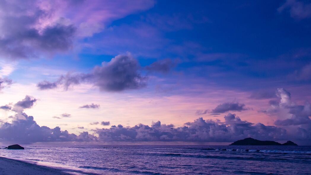 海云黄昏紫色美景，4K高清壁纸，3840x2160分辨率，绝美风景一键下载