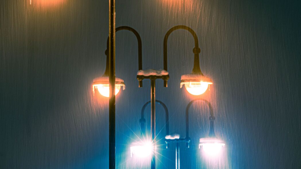【惊艳视觉】深色灯光雨4K超高清壁纸，3840x2160分辨率，精美背景图片一键下载！