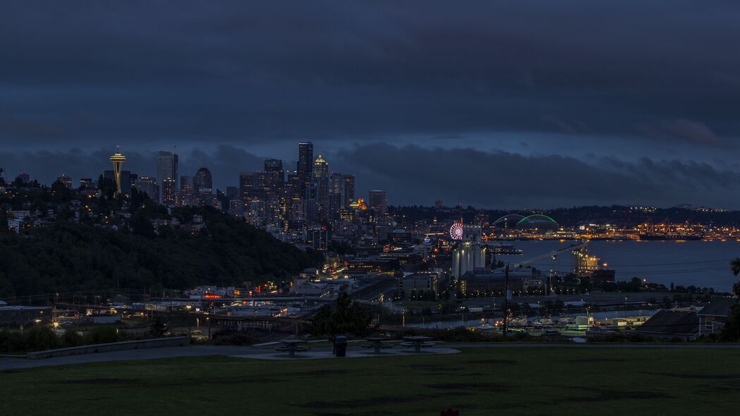 城市夜景璀璨，建筑灯光秀，高清4K壁纸下载，3840x2160超清分辨率