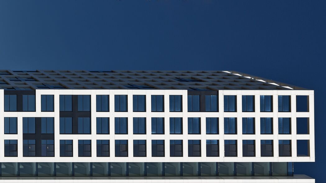 建筑之美，高清4K广场建设壁纸，3840x2160分辨率，畅享视觉盛宴！