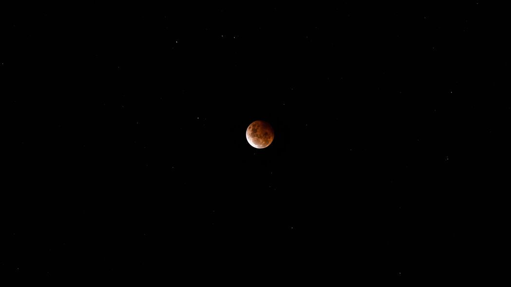 极简主义之夜，月亮星星映黑暗天空，4K超清壁纸，3840x2160高清下载
