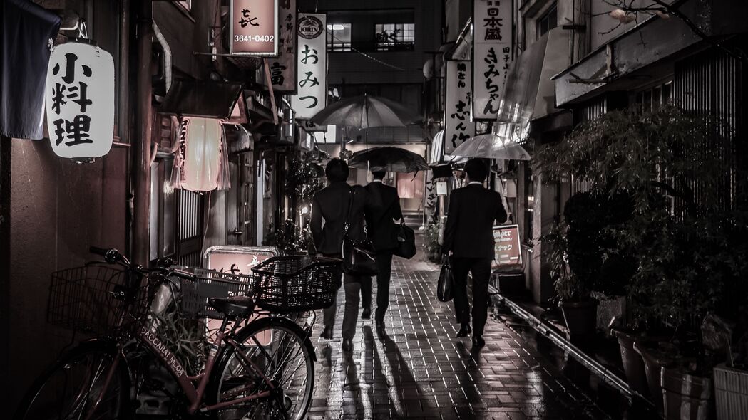 街道雨韵，象形文字招牌映深色，4K高清壁纸3840x2160
