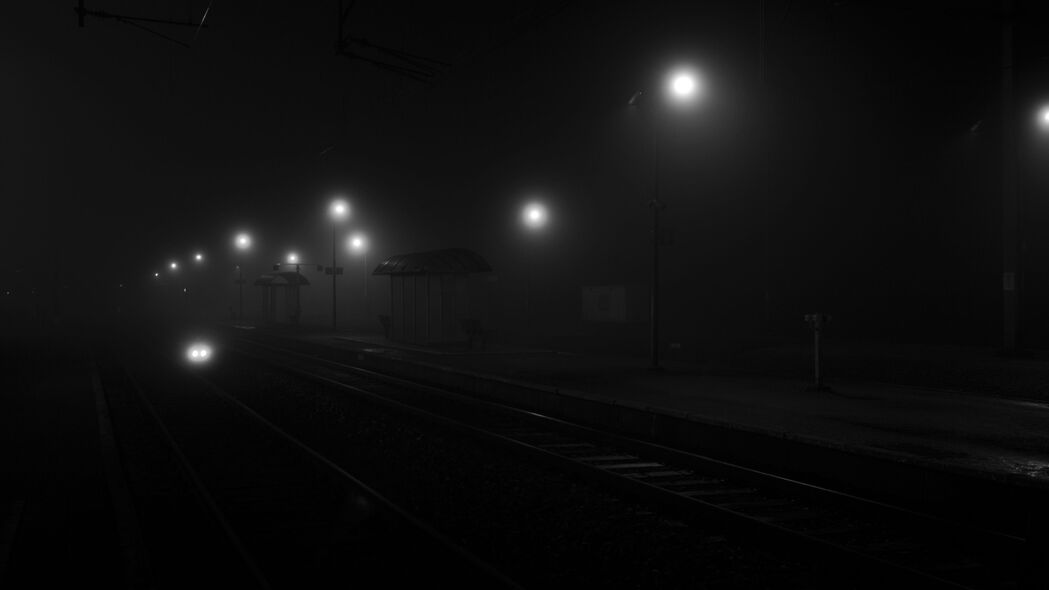 平台专属，夜晚黑色灯光秀，惊艳4K高清壁纸（3840x2160）免费下载