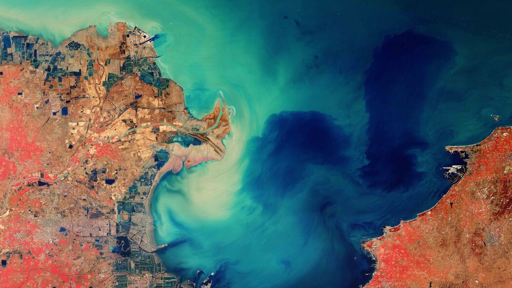 太空视角下的海洋之美，4K高清壁纸，3840x2160分辨率，尽享地球行星的壮丽景象！