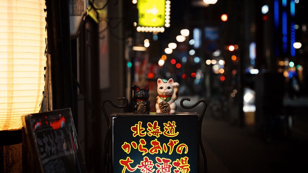 中国雕像艺术，象形文字与街头风采的4K高清壁纸，3840x2160分辨率，精美背景图片下载