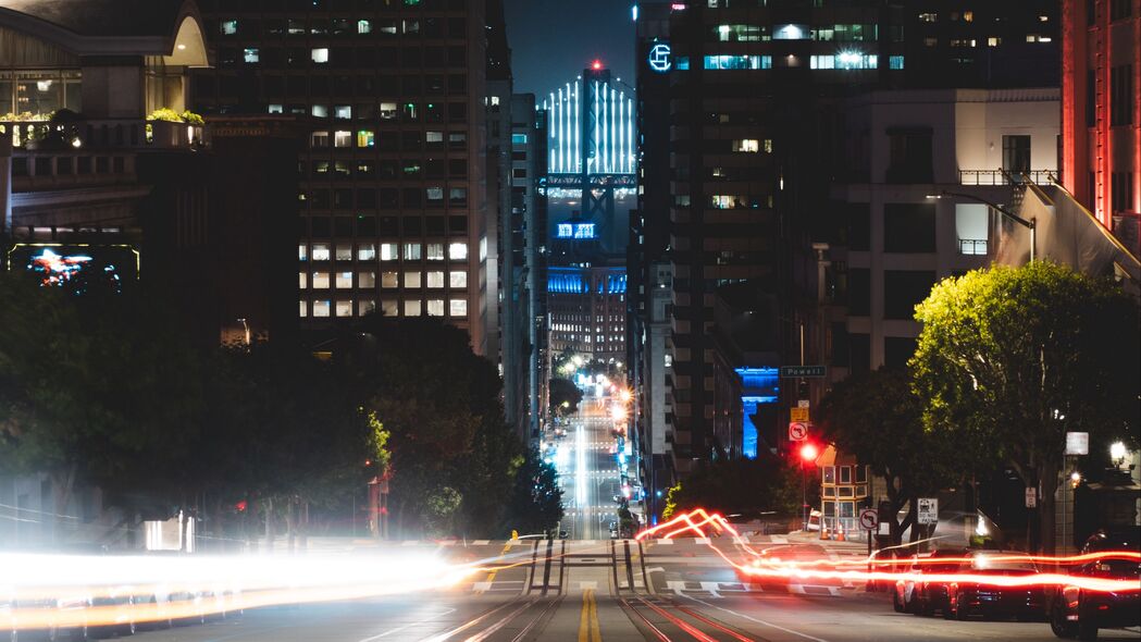 城市夜景璀璨，4K高清壁纸呈现，街道灯光与建筑物交相辉映，3840x2160分辨率下载