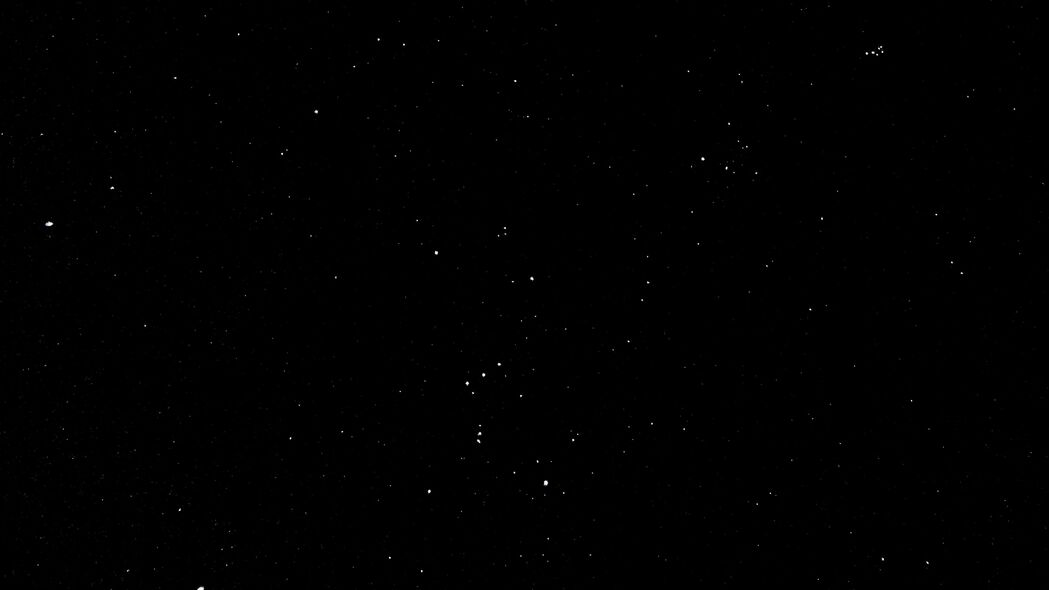【绝美星空】黑色太空眩光4K壁纸，超清3840x2160分辨率，高清背景图片免费下载