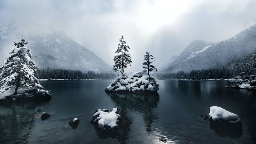 4K冬季风光壁纸，山脉湖泊森林雪景，高清3840x2160下载