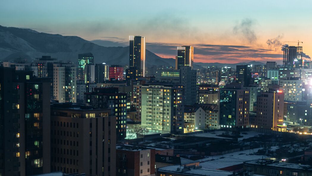 城市黄昏鸟瞰，绝美建筑景观4K高清壁纸（3840x2160）免费下载
