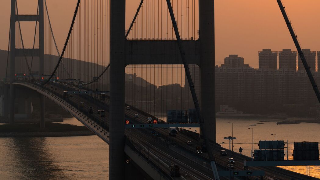 金门大桥落日美景，4K高清壁纸，展现城市与河流的交融风情（3840x2160）