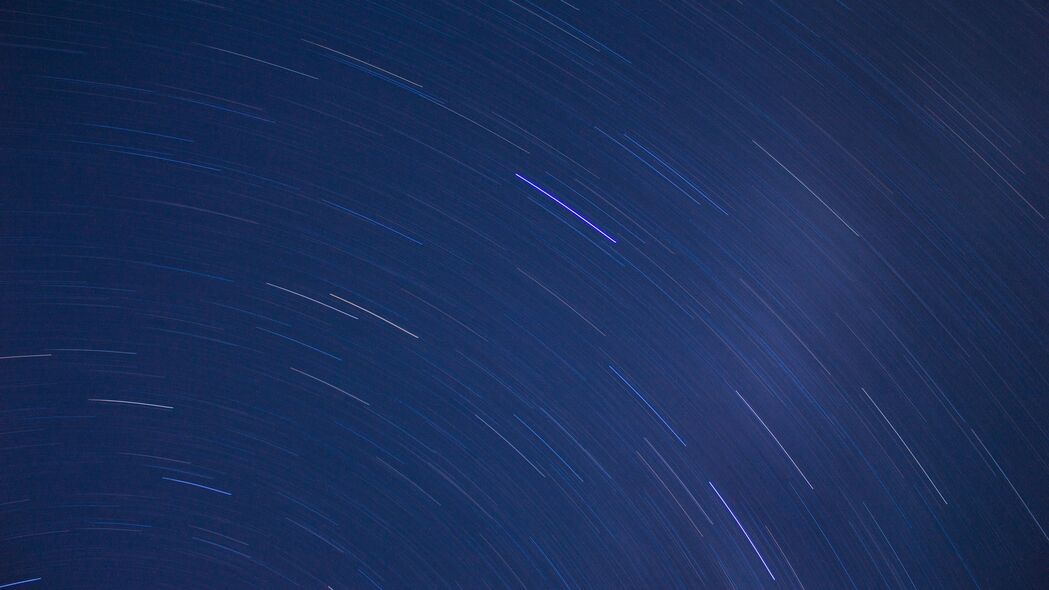 星空幻梦，旋转模糊光线抽象艺术，超清4K壁纸，3840x2160高清下载