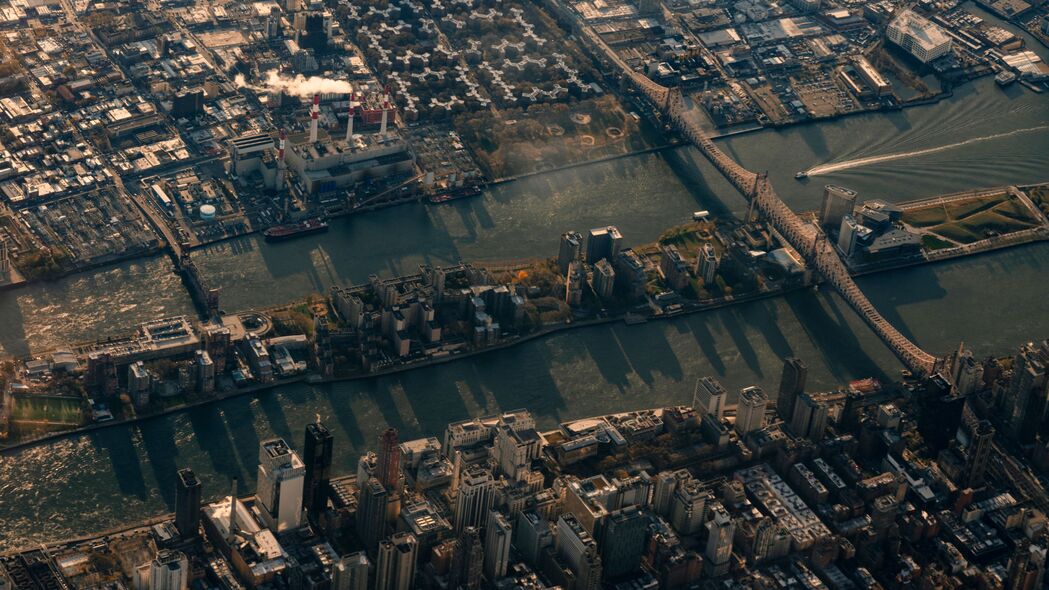 纽约城市鸟瞰，建筑、河流美景，4K高清壁纸（3840x2160）免费下载