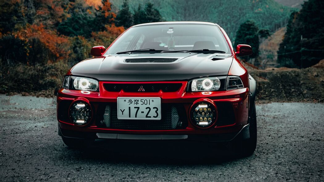 三菱Lancer Evolution高清壁纸，炫酷红黑正面，4K超清画质（3840x2160）免费下载