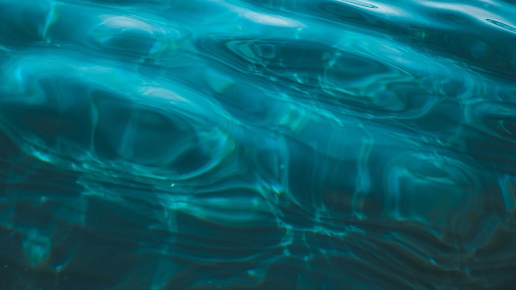 水波纹眩光波浪4K高清壁纸，绝美3840x2160分辨率背景图片，一键下载