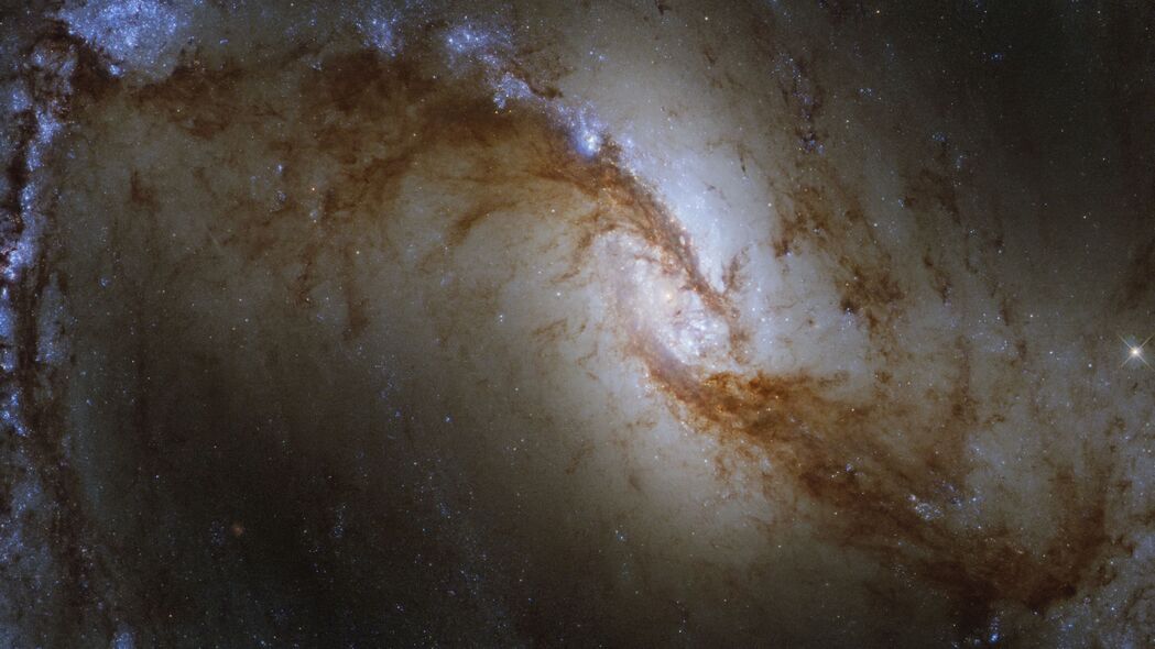 宇宙星系螺旋星云，绝美4K高清壁纸，3840x2160分辨率，免费下载！