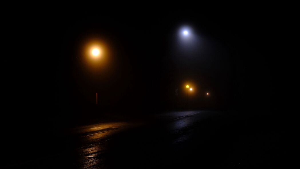 【绝美夜景】灯笼点缀道路，璀璨发光照亮夜晚——4K超清壁纸，3840x2160高清下载