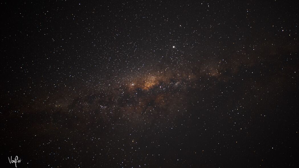 星云宇宙星系恒星，4K高清太空壁纸，棕色系3840x2160精美背景图片，免费下载！